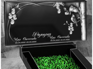 С лицевой стороны